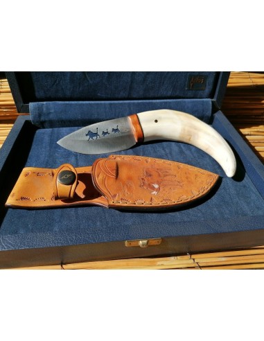 ACITUS SKINNING KNIFE / FACOCHERO