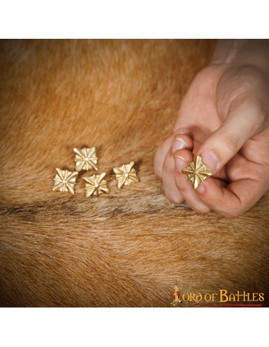 LOB REBITES DECORATIVOS EM LATÃO (5 UN)