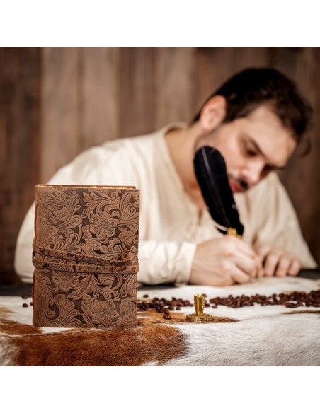 LOB CADERNO CAPA EM COURO TRABALHADO PAPEL ANTIGO