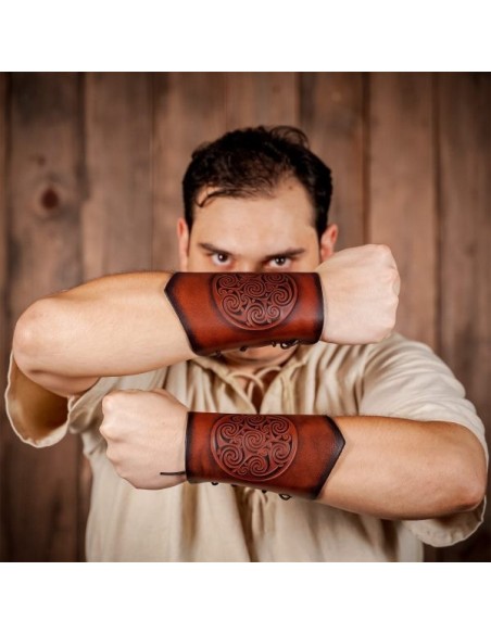 LOB Brazaletes de Cuero Genuino con Diseño de Espiral Celta Repujado