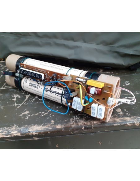 ALUGUER/ RÉPLICA BOMBAS E EXPLOSIVOS » ADEREÇOS NÃO FUNCIONAIS